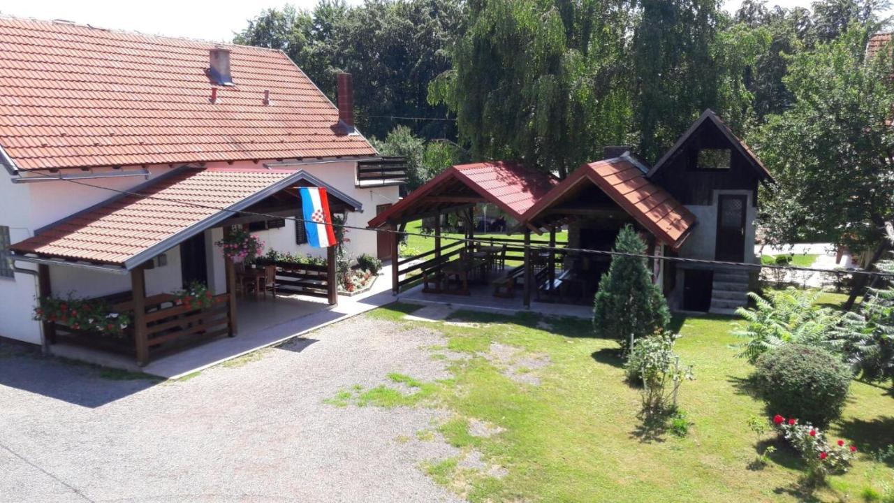 Apartments With A Parking Space Smoljanac, Plitvice - 12345 Exterior foto