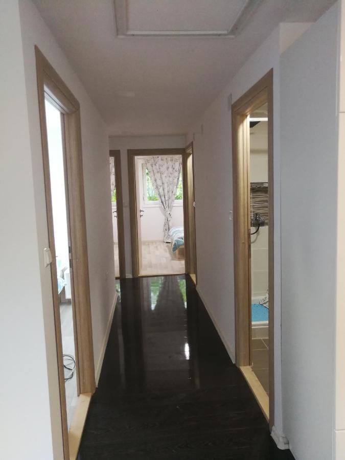 Apartments With A Parking Space Smoljanac, Plitvice - 12345 Exterior foto